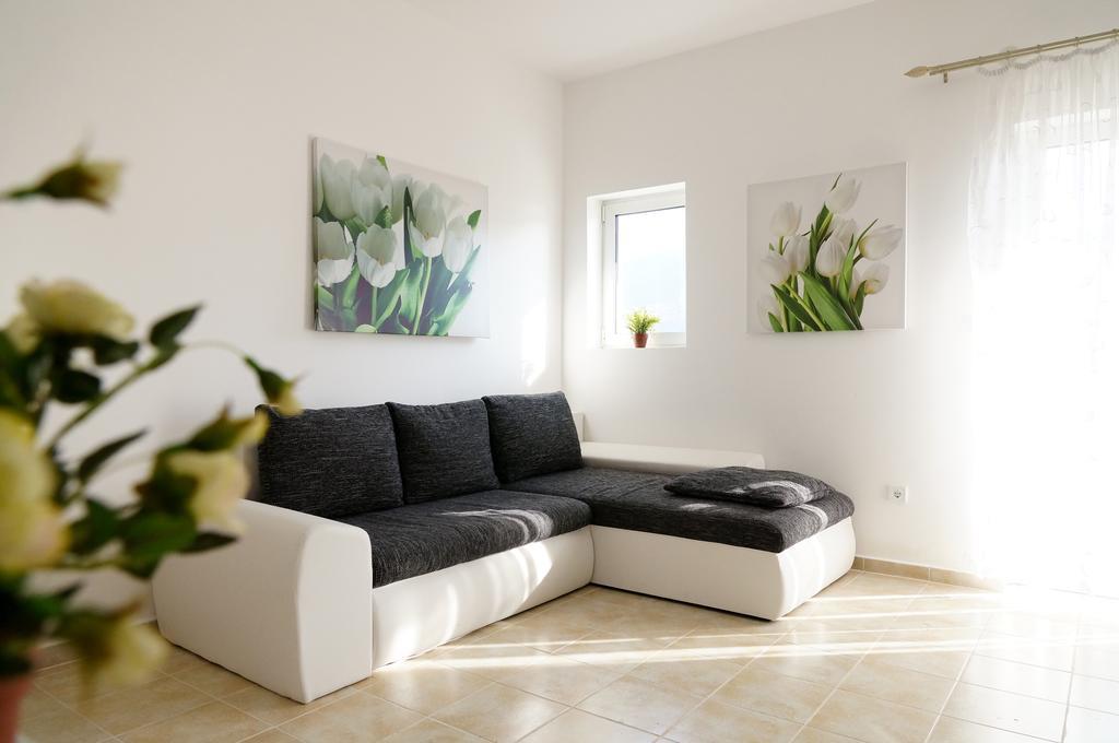 Apartment Begonia Of Kumbor Herceg Novi Exteriör bild